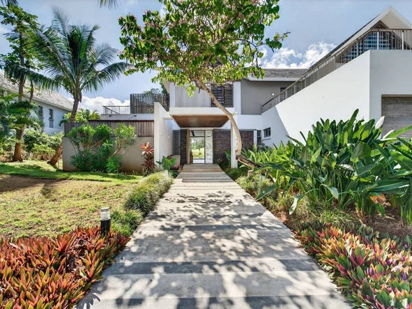 5 Bedroom Villa