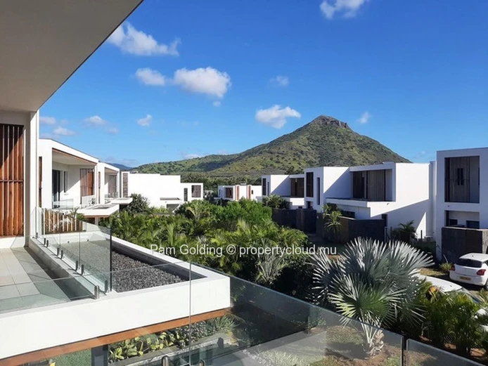 Modern Family Friendly 3 Bedroom Villa in Akasha, Tamarin, Mauritius