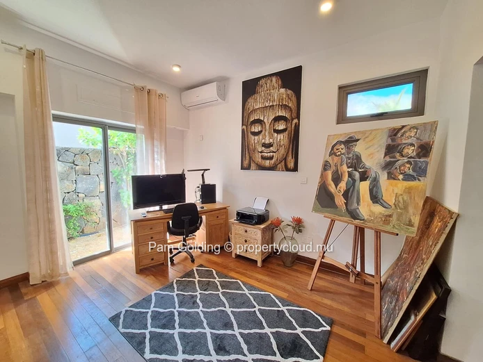 Tranquil 3-Bedroom Villa in Komaneka Estate, Black River, Mauritius