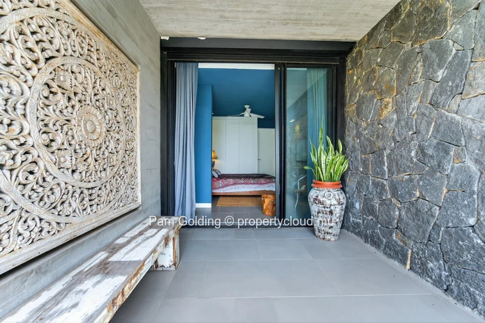 Beachfront 3-Bedroom Apartment for Sale – Pereybère, Grand Baie