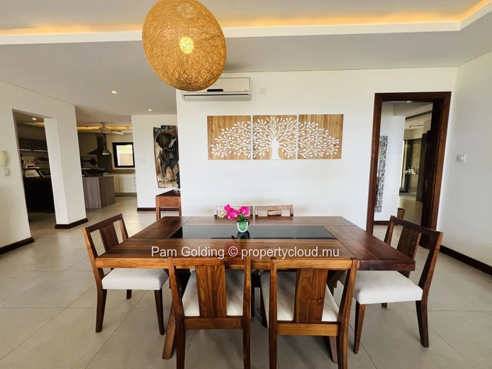 3-Bedroom Ensuite Apartment in Tamarin – Panoramic Ocean Views