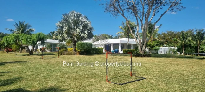 Exceptional Private Villa for Sale – Forêt Daruty (Charmoses)