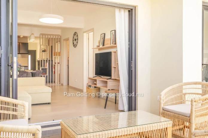 Investissement Intelligent : Appartement De 3 Chambres À Flic En Flac