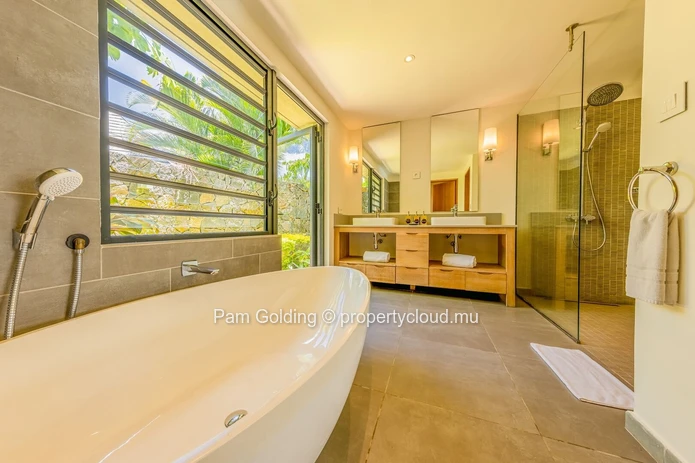 4-Bedroom Tropical Villa in Tamarin, Mauritius - Private Pool & Resort Amenities (Sole Mandate)