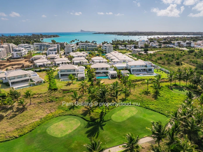 Exceptional Fairway Villa with Golf and Mountain Views for Sale | Mont Choisy Golf & Beach Estate, Grand Baie