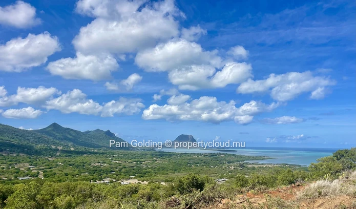 4-Bedroom Luxury Villas for Sale in Mauritius – Peak Panorama Villas with Ocean Views