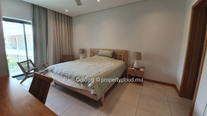 Pointe aux Canonniers – Appartement à louer – Pam Golding Mauritius