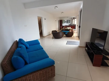 8 Bedroom House