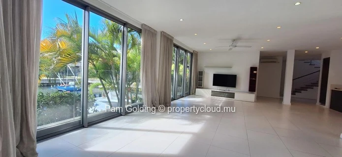 Villa de luxe de 5 chambres avec piscine privée sur le toit et amarrage pour bateau | Île de l'Ouest, Maurice