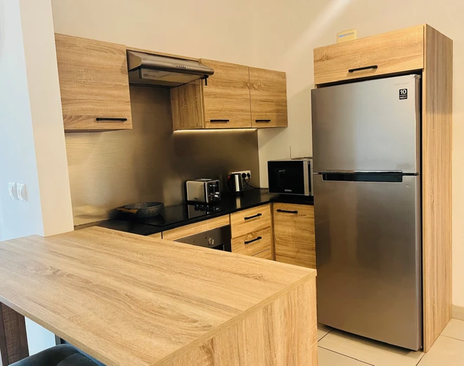 Secured apartment for rental in Moka.