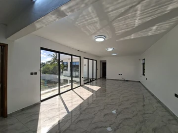 Maison de 5 Chambres