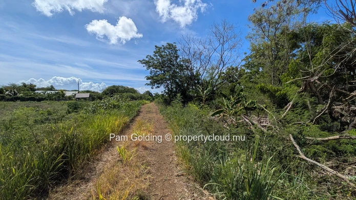 Calodyne – Terrain à vendre – Pam Golding Mauritius