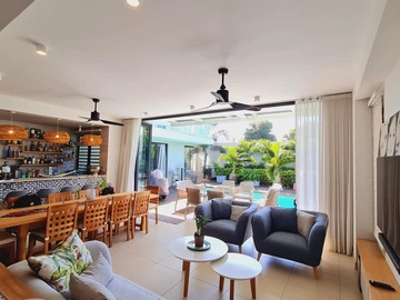 4 Bedroom Villa