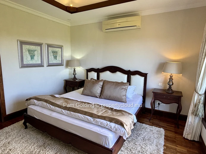 Live in Villa Valriche - surrounded by nature.