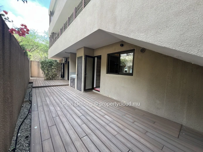 3-Bedroom Ensuite Apartment in Tamarin – Panoramic Ocean Views