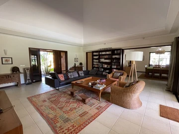 4 Bedroom Villa