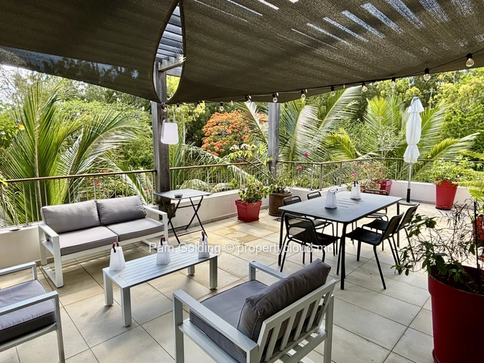 Mont Choisy – Penthouse à louer – Pam Golding Mauritius