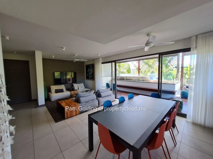2 Bedroom penthouse Banyan Grove  (Sole Mandate)