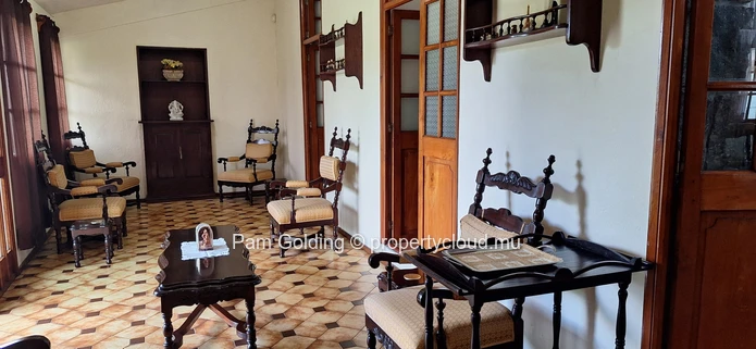 Exceptional Multi-Building Estate for Sale – Avenue Ollier, Quatre Bornes (Sole Mandate)