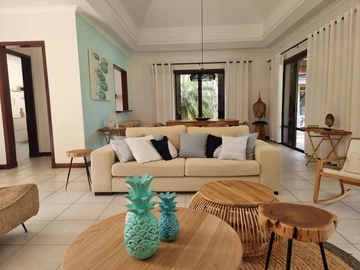 4 Bedroom Villa