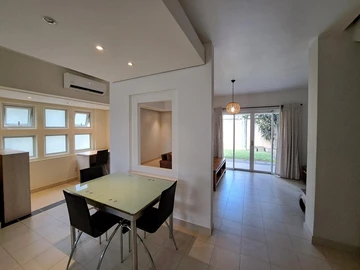 3 Bedroom Townhouse, Duplex