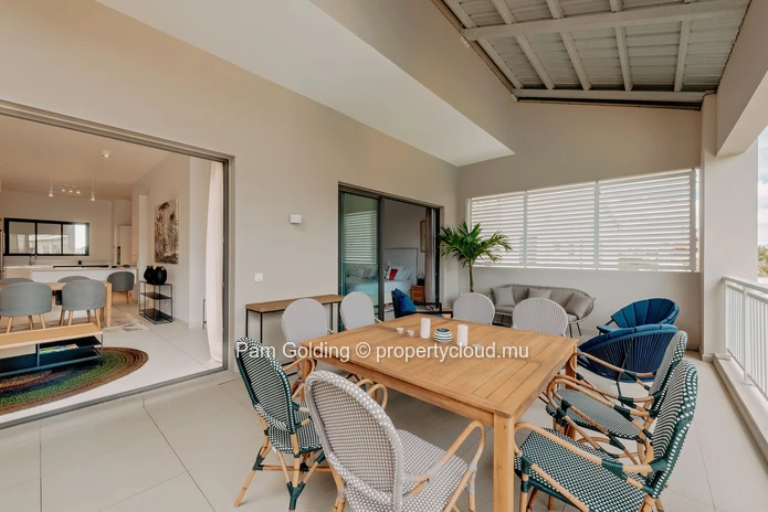 Luxurious 2 Bedroom Penthouse with Rooftop Terrace & Private Pool in Pereybere, Mauritius 