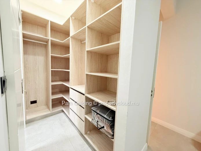 Appartement de 3 chambres au rez-de-chaussée à louer à Tamarin – Lumineux, central et confortable
