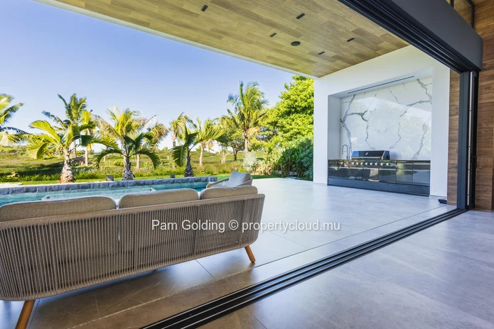 Exquisite 4-Bedroom Island Living in Azuri Ocean & Golf Village
