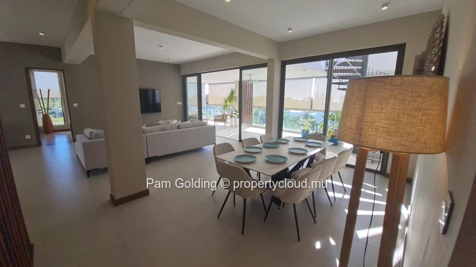 Penthouse de 3 chambres – Pointe aux Cannoniers