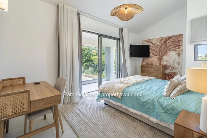 Modern 4-Bedroom Villa for Sale in Cap Tamarin – Private Pool in Gated Smart City Estate