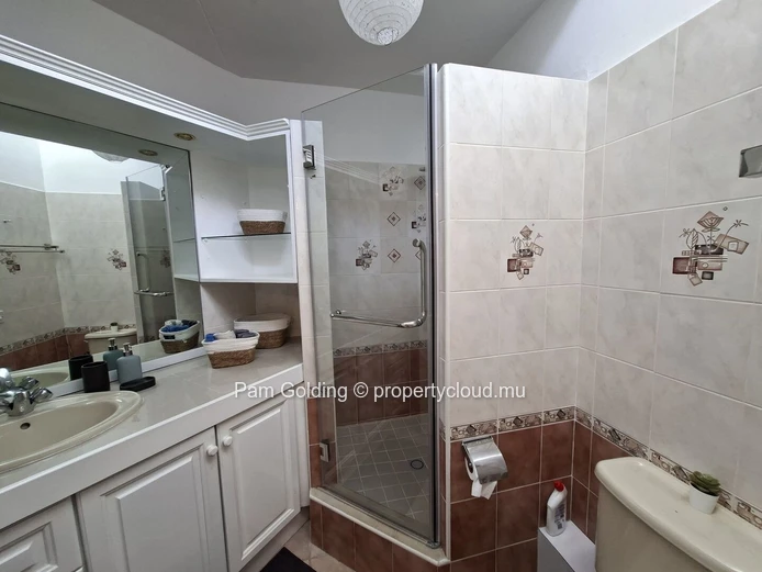 Magnifique duplex de 3 chambres avec piscine privée