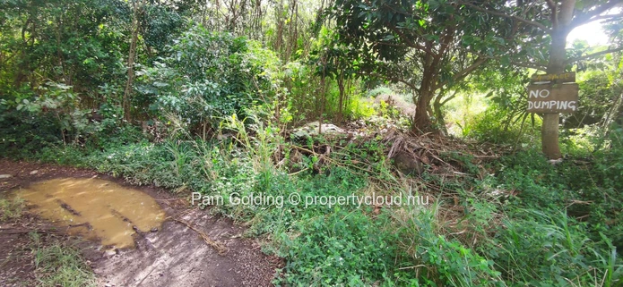 Saint Antoine – Terrain à vendre – Pam Golding Mauritius