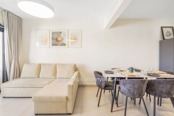 Investissement Intelligent : Appartement De 3 Chambres À Flic En Flac