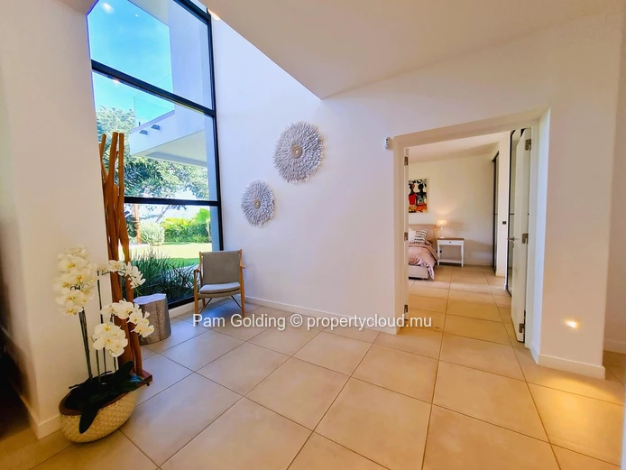Villa Contemporraine a vendre a Akasha PDS