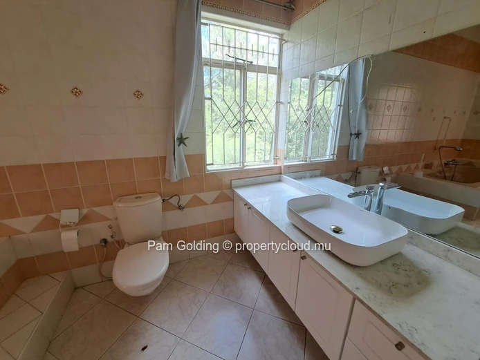 Pointe aux Canonniers – House for sale – Pam Golding Mauritius