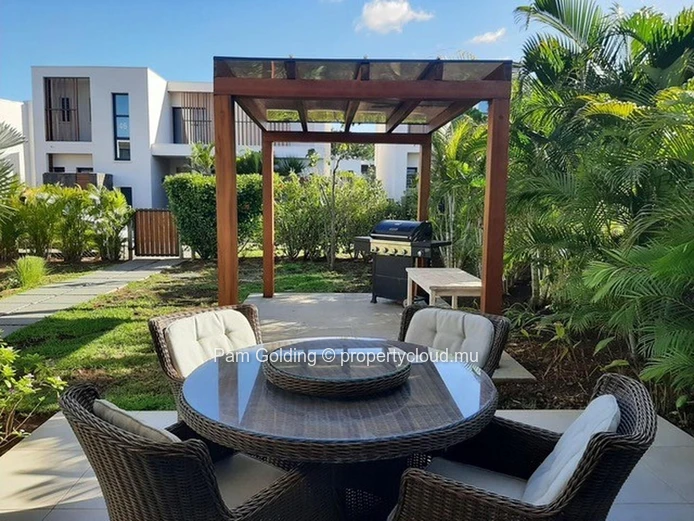 Modern Family Friendly 3 Bedroom Villa in Akasha, Tamarin, Mauritius