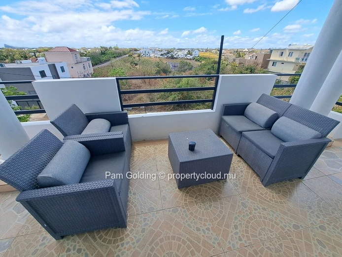 Grand Baie – Appartement à vendre – Pam Golding Mauritius