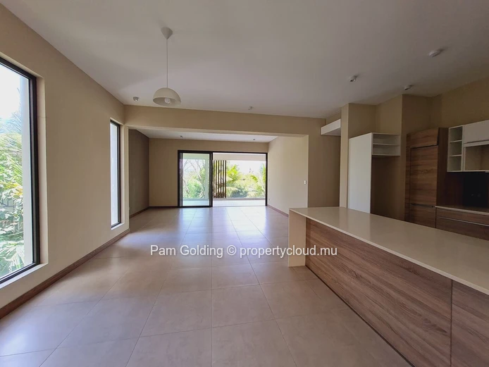 Luxury 2-Bedroom Apartment with Private Rooftop Pool & Stunning Mountain/Sea Views near Mon Choisy Beach (Sole Mandate)