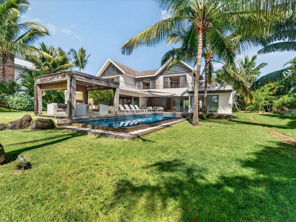 5 Bedroom Villa