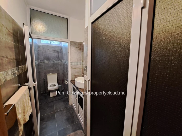 For Rent – Unique Apartment in a Peaceful Natural Setting