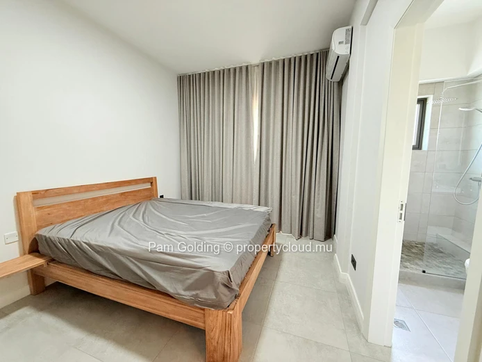 Appartement de 3 chambres au rez-de-chaussée à louer à Tamarin – Lumineux, central et confortable