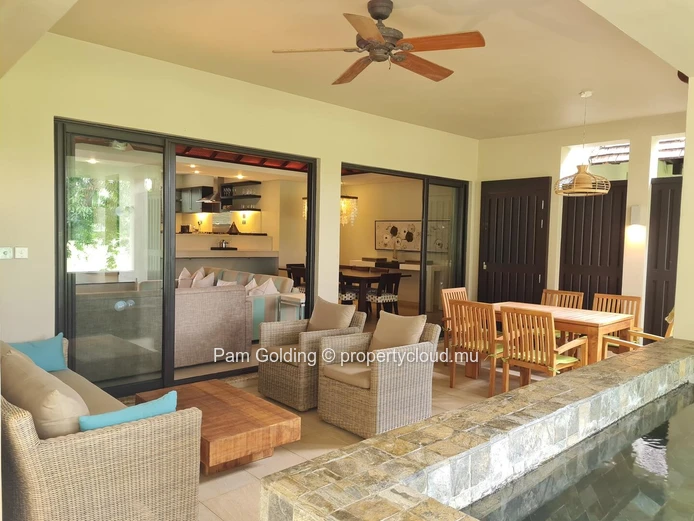 À vendre : Appartement 3 chambres avec vue sur le trou n°9 – Anahita Golf Estate, Beau Champ
