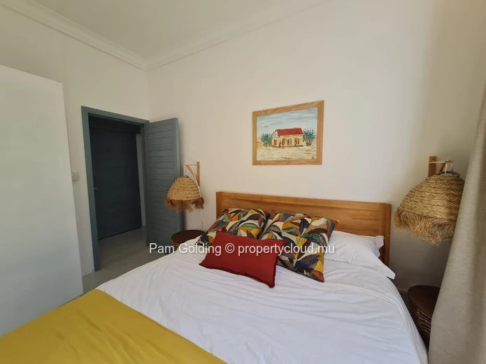 3 bedroom Beachfront Eco-Chic Coastal Haven with Breathtaking Sea Views – Tamarin