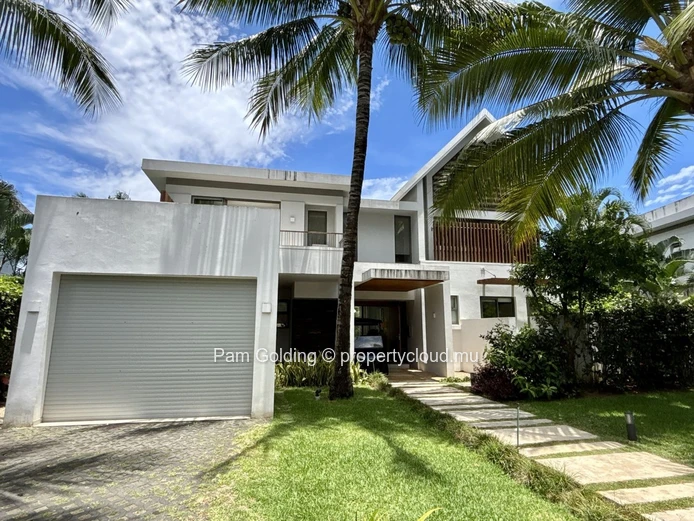 4-Bedroom Villa with Exceptional Privacy for Sale | Mont Choisy Golf & Beach Estate, Grand Baie