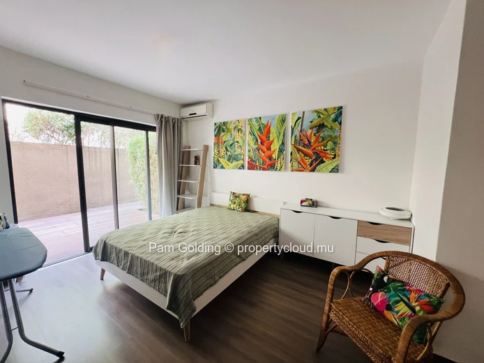 3-Bedroom Ensuite Apartment in Tamarin – Panoramic Ocean Views