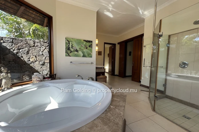 4 Bedroom villa in Tamarina Golf Estate and Spa, West Coast , Mauritius (Sole Mandate)