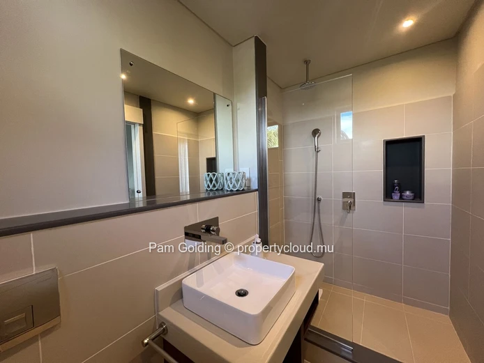 Furnished 3-Bedroom Marina Apartment in La Balise Marina, Black River – Ocean Access & Mountain Views