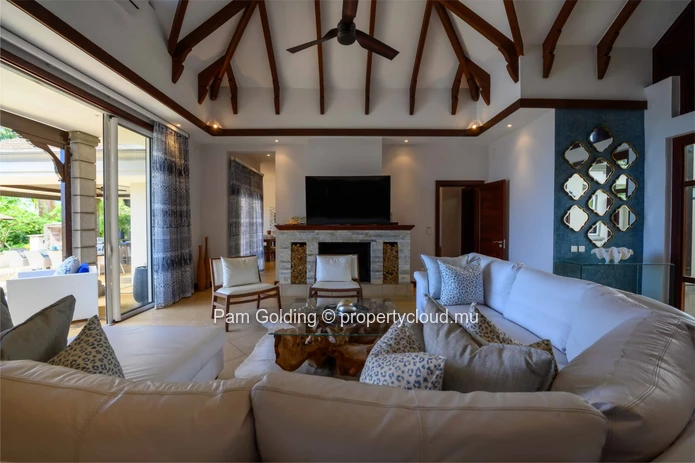 Fabulous home for entertaining – life your life outdoors.  