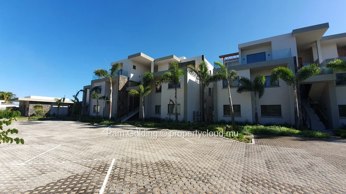 Stunning 3-Bedroom Beachfront  for sale.