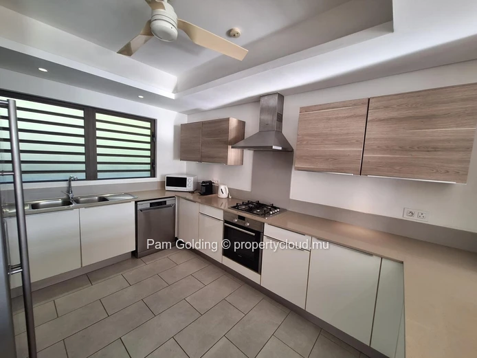 Penthouse de 3 chambres avec vue panoramique sur la mer | Résidences La Tourelle Ocean View, Tamarin.